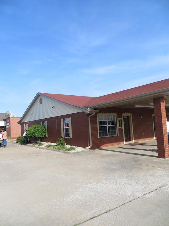 Regency 7 Rogers Motel Exterior foto